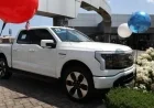 Ford Halts F-150 Lightning Production, Shifts Focus to Hybrids