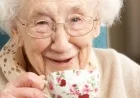 Tea or Coffee Choice May Affect Osteoporosis Risk in Older Women