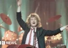 Noddy Holder Skips Christmas Dining to Avoid Slade Song Attention