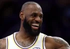 Lakers Celebrate LeBron James’s 41st Birthday with Cake and Song
