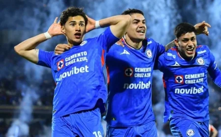 Cruz Azul Defeats Chivas to Secure Apertura 2025 Semifinal Spot Against Tigres