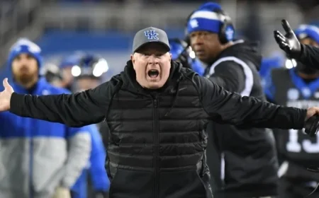 Sources Indicate Kentucky to Dismiss Coach Stoops