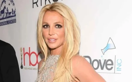 Britney Spears Posts Cryptic Message on ‘Sadness and Darkness’