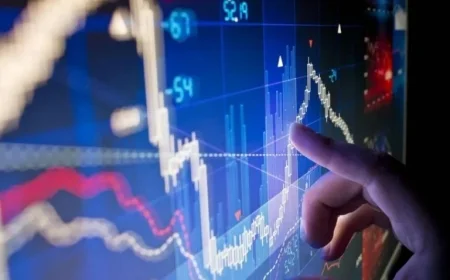 Bitcoin Falls to $87K as Yearn’s yETH Exploit Affects BTC, ETH, XRP Prices