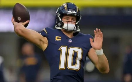 Chargers’ Justin Herbert Breaks Hand, Aims to Play Against Eagles