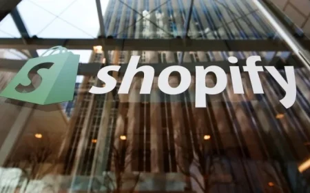 Shopify Faces Cyber Monday Outage Impacting Businesses