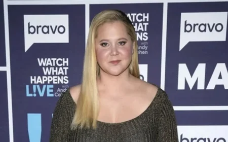Amy Schumer Flaunts Weight Loss in Chic Minidress
