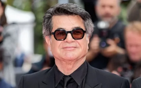 Iran Convicts Dissident Filmmaker Jafar Panahi, Sentences to Prison in Absentia