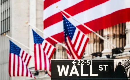 Walmart to Set Stock Market Record on Dec. 9; Aims Higher in 2026