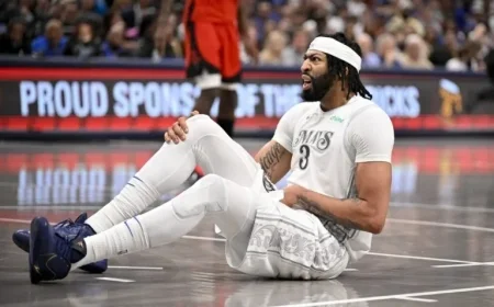 Fans Praise Anthony Davis’ Stellar Performance in Mavs vs. Nuggets Game