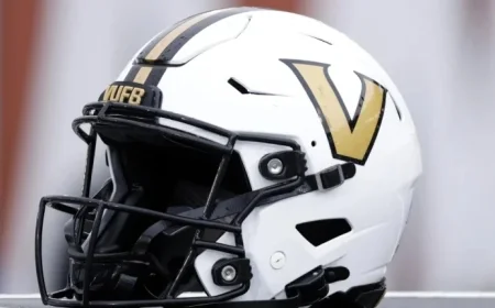 Jared Curtis Rejects Commitment Shift from Georgia to Vanderbilt