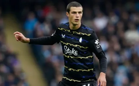 Röhl Thrives at Everton Despite Surgery Challenges