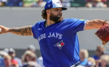 Angels Sign Manoah to One-Year Deal