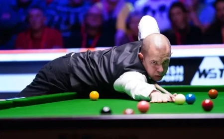 Barry Hawkins Aims for First Triple Crown Victory at UK Championship