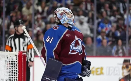 Avalanche’s Scott Wedgewood Exits Game During Second Period