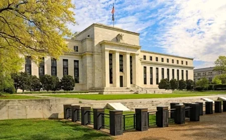 ADP Report Reveals Unexpected Private Payroll Decline; S&P 500 Fluctuates