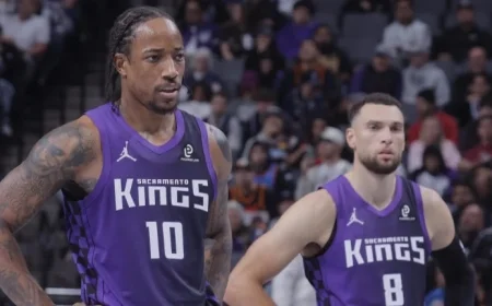 Bucks Urged to Trade for DeRozan Over LaVine to Support Giannis