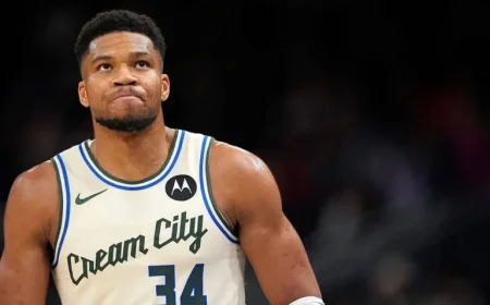 Giannis Antetokounmpo Exits Pistons Game with Calf Strain, Walks Unassisted