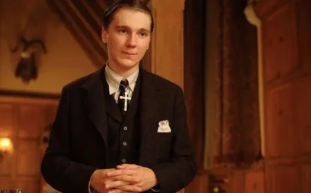 ‘Batman Writer Defends Paul Dano Against Tarantino’s Criticism’