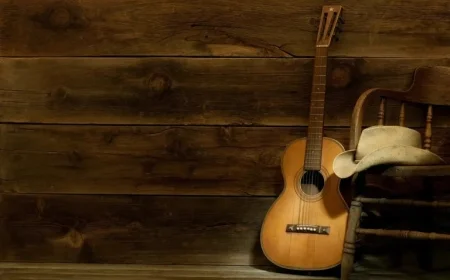 Country Music Icon Hospitalized After Self-Inflicted Injury From Cocaine, Whiskey Mix