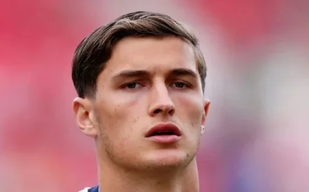 West Ham Midfielder Freddie Potts Achieves Dream, Joins First Team