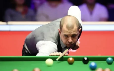 Barry Hawkins Predicted to Defeat Elliot Slessor and Reach Quarterfinals