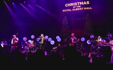 Tony Hadley Shines in Christmas Big Band Tour at Royal Albert Hall
