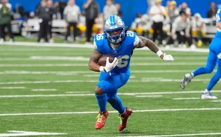 Jahmyr Gibbs Sparks Detroit Early: Live Player Stats From Cowboys vs. Lions