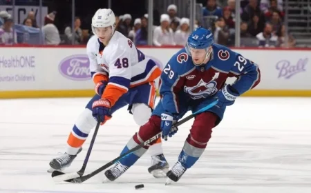 NHL Awards Spotlight: MacKinnon, Makar, Schaefer Lead Early Races