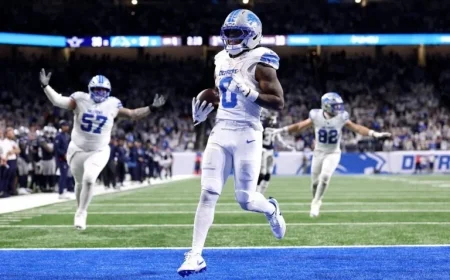 Jahmyr Gibbs Shines with 3 TDs in Lions’ Win Over Cowboys