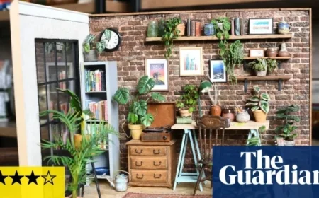 Review: The Marvellous Miniature Workshop—A Burst of Christmas Magic