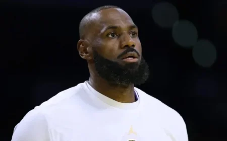 Lakers Pursue PG Chris Paul Following Clippers Release