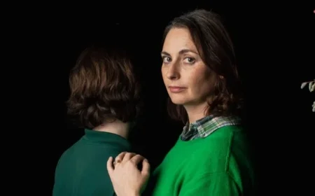 LA Parents Claim School-Issued iPads and Chromebooks Disrupt Learning