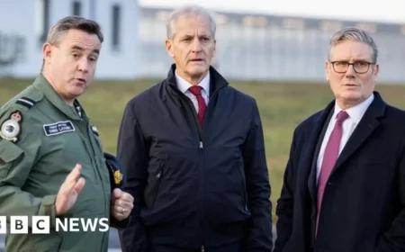 UK and Norway Forge Naval Alliance to Track Russian Submarines