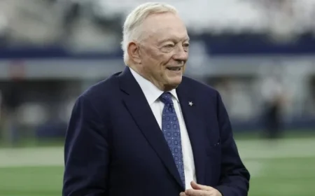 Jerry Jones Defends George Pickens’ Performance Against Lions Criticism