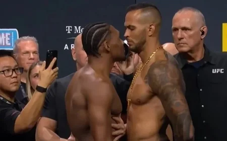 UFC 323: Mansur Abdul-Malik Executes Standing Guillotine on Antonio Trocoli