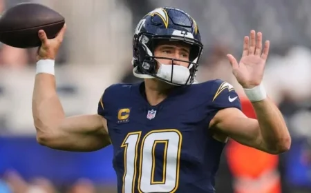 Justin Herbert to Undergo Surgery for Left Hand Injury After Raiders Win