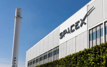 Elon Musk Denies Reports of SpaceX’s $800 Billion Valuation