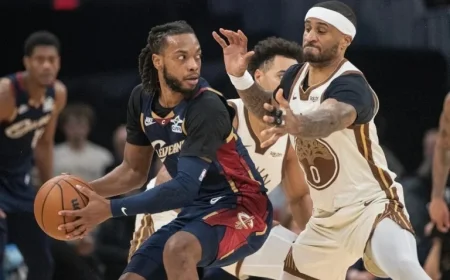 Cavaliers Face Boos at Home in 99-94 Loss to Warriors