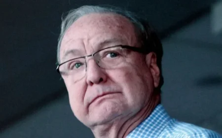 Former Rangers and Stars Owner Hicks Dies at 79