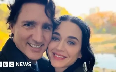 Katy Perry Shares Japan Photo with Justin Trudeau
