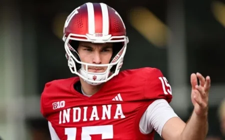 Buckeyes Drop to No. 3, Dawgs Rise in AP Top 25 Rankings