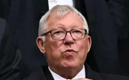 Sir Alex Ferguson Offers Liverpool Key Advice on Handling Arne Slot’s Slump