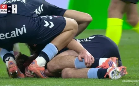 Xabi Alonso Reacts as Fran García Expelled in One Minute