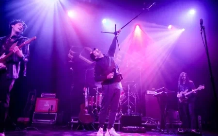 Foxing Prepares for Farewell Tour