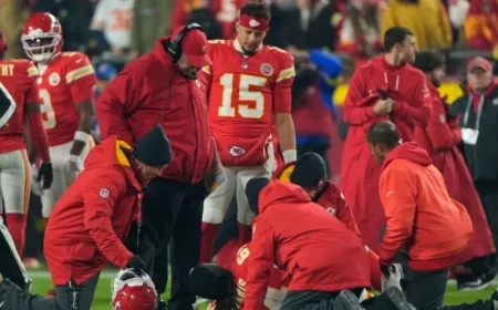 Wanya Morris Exits with Knee Injury, Chiefs’ Offensive Line Struggles Intensify