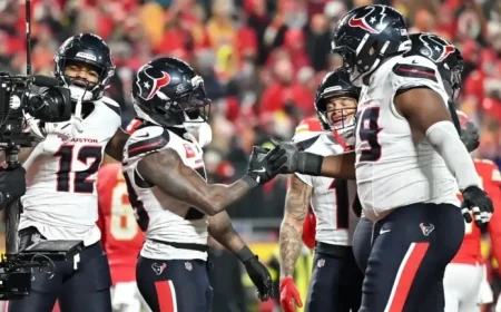 Texans RB Dare Ogunbowale’s Touchdown Secures Lead Against Chiefs