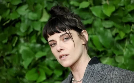 Kristen Stewart Challenges Method Acting as ‘Unmasculine’ in Film Industry Debate