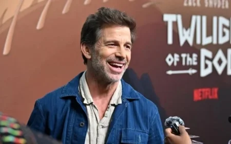 Zack Snyder Thanks Fans Amid Netflix-Warner Bros. Agreement