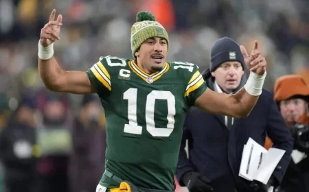 Packers Oust Bears; Broncos Stay Level with Patriots in NFL Week 14